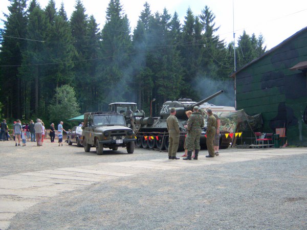 100_2063_600x450.jpg