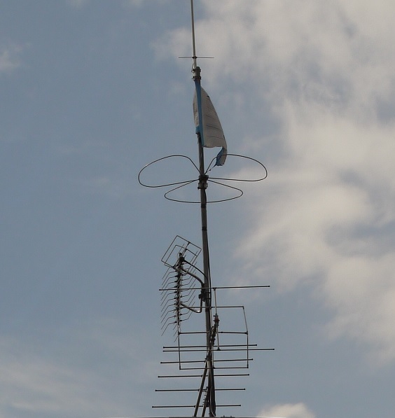 Die Antenne ist schief. :-(