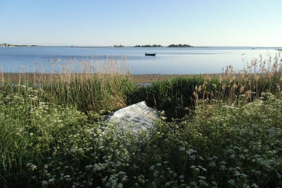 Blick von Lemkenhafen zum Warder